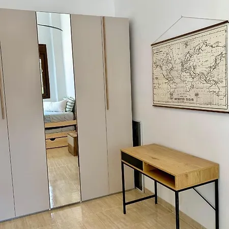 Amplia Vivienda New Para12 Pers A 4 Min Caminando De Playa Con Terraza, Piscina Com, Wifi, Ventiladores De Techo, Lavavajillas * Roquetas de Mar