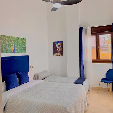 Amplia Vivienda New Para12 Pers A 4 Min Caminando De Playa Con Terraza, Piscina Com, Wifi, Ventiladores De Techo, Lavavajillas Roquetas de Mar